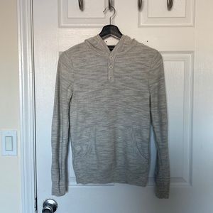 Light grey pullover sweater